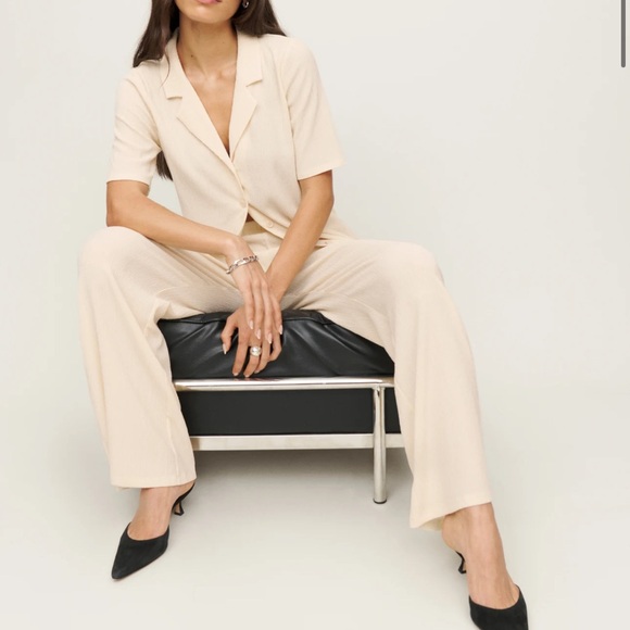 Reformation Ritzy Two Piece Set - Picture 2 of 5